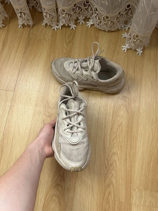 Кросівки Adidas Ozweego