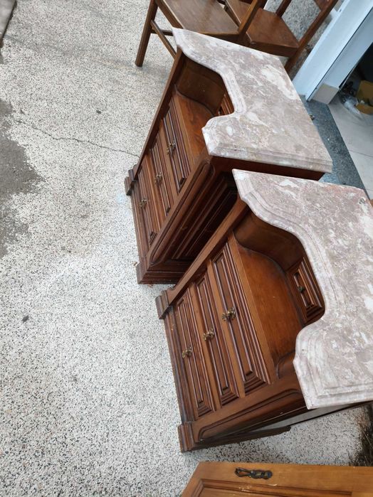 2 mesinhas cabeceiras