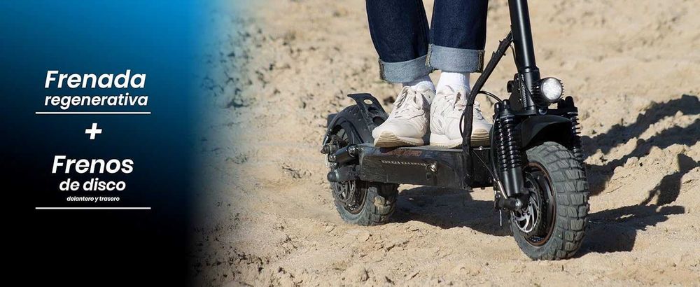 Vende-se trotinete SMARTGYRO, modelo de grande potencia CROSSOVER DUAL PRO ("Olá, a trotinete é entregue presencialmente em Leiria.")