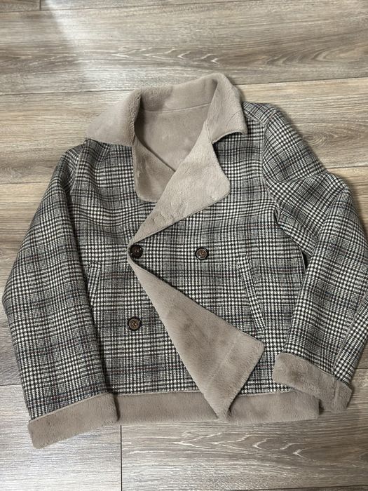 Піджак у клітинку, штучне хутро, новий(без бірки)