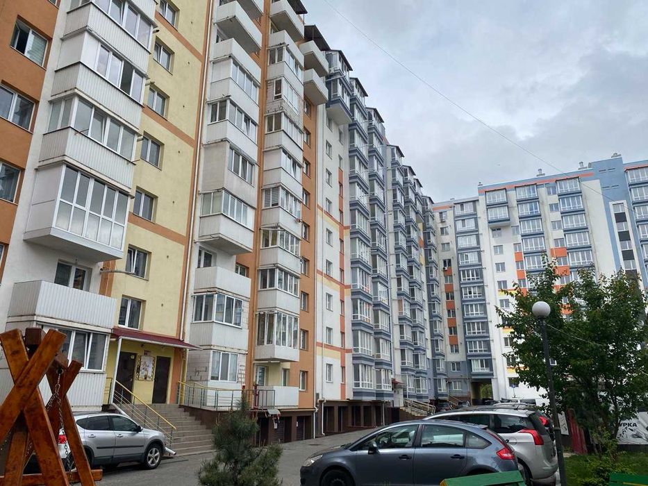 Продам квартиру в районі Чайки 61,77 м2