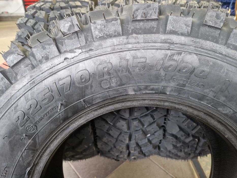 Opony terenowe 225/70R15 Ranger Grip 24r