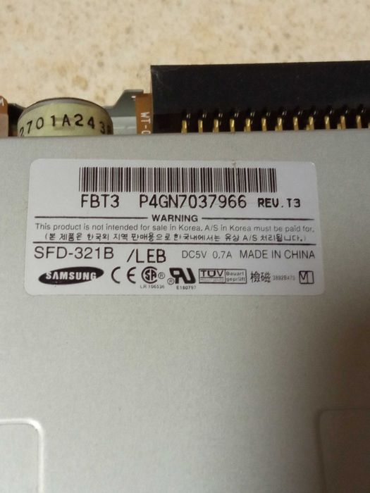 Дисковід для дискет флопік Floppy Disk Drive Samsung SFD-321B