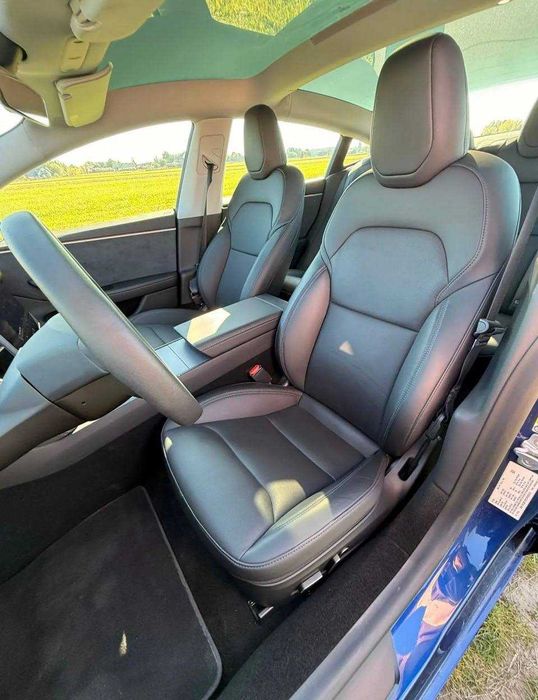 Tesla Model 3 2025