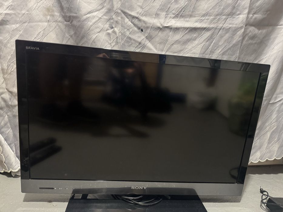 Telewizor SONY KDL-32EX521 + pilot + podstawka