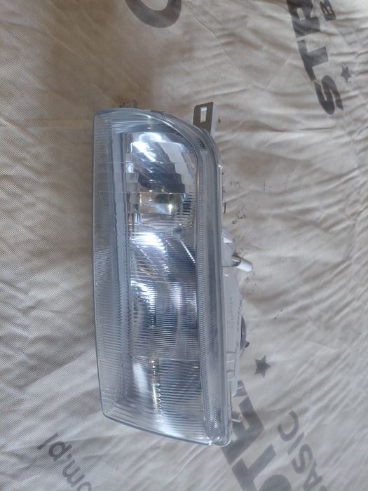 Фара ліва Nissan Primera Ніссан Прімера 1997-1999рік
