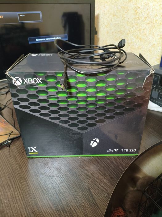 Xbox series X  1 tb 2 controller's