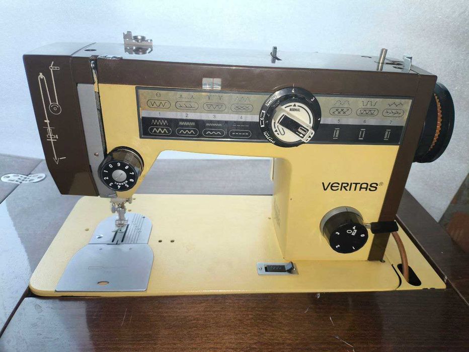 Швейна машинка Veritas 8014/43 +Тумба