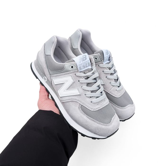 Жіночі кросівки New Balance 574 сірі