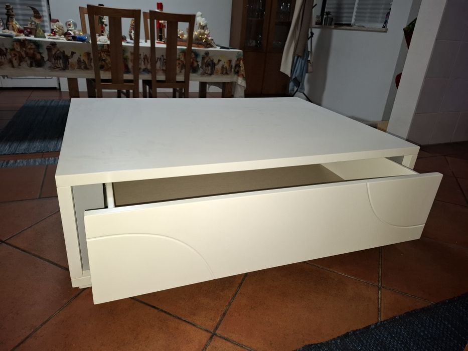 Mesa de centro Lexus
