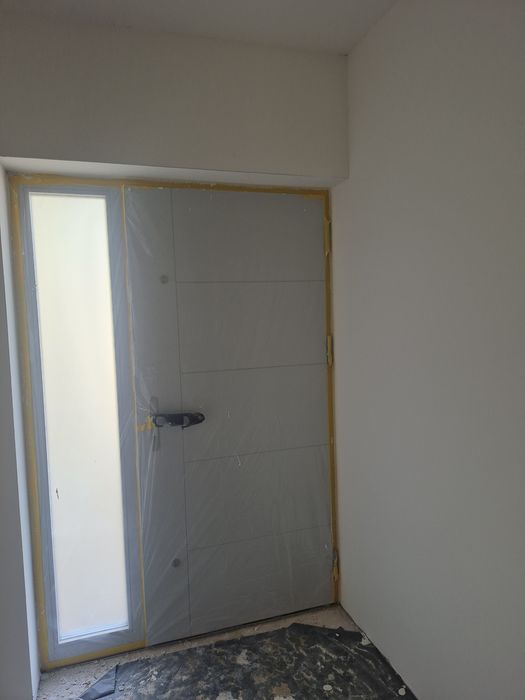 Gładzie,  gipsowanie,  szpachlowanie