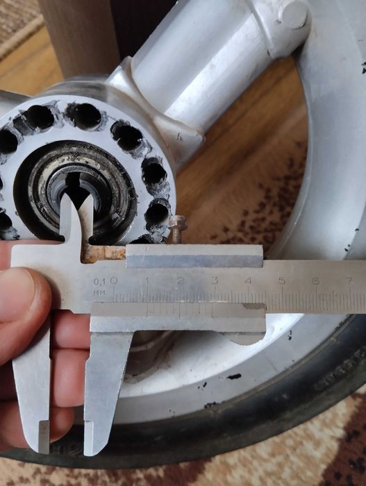 Колесо на дитячу коляску