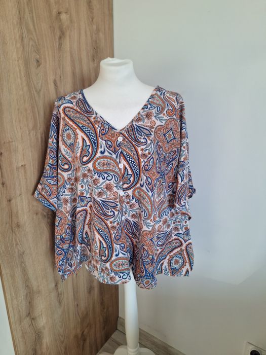 Nowa koszulka w orientalny stylu rozmiar L/40
