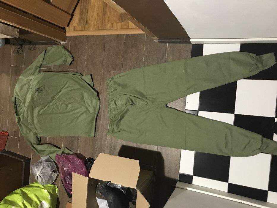 Piżama męska rozmiar 56 produkcji hiszpańskiej kolor zielony