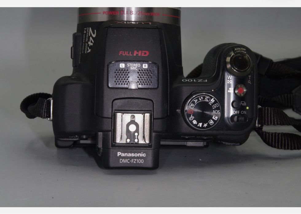 Vendo esta camara fotografica Lumiz fz 100