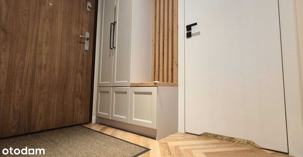 Nova ŚRODULA 56 m² | Kompletnie wyposażone | GARAŻ + miejsce zewnętrzne - Więcej