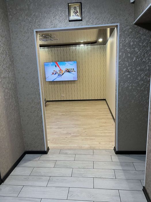 Квартира трикімнатна. Центр міста