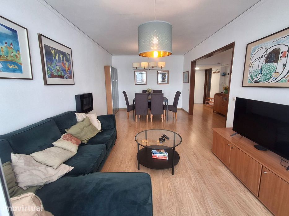 Apartamento, para arrendamento, Cascais - Carcavelos e Parede