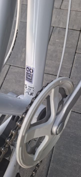 Sprzedam rower górski Kross Modo Jr 24 " gratis kask rowerowy