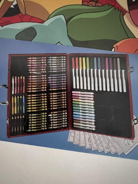 Zestaw artystyczny Pokemon Crayola