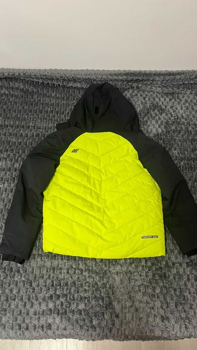 Narciarska kurtka rozmiar 164