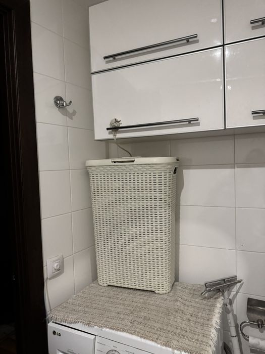 Продаж - 2-кімн квартира в м Самар, площа Героїв (р-н БК МЕТАЛУРГІВ)