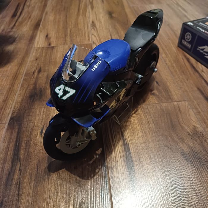 Laboratorium clementoni motor Yamaha M1