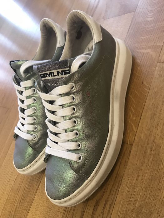 Взуття жіноче