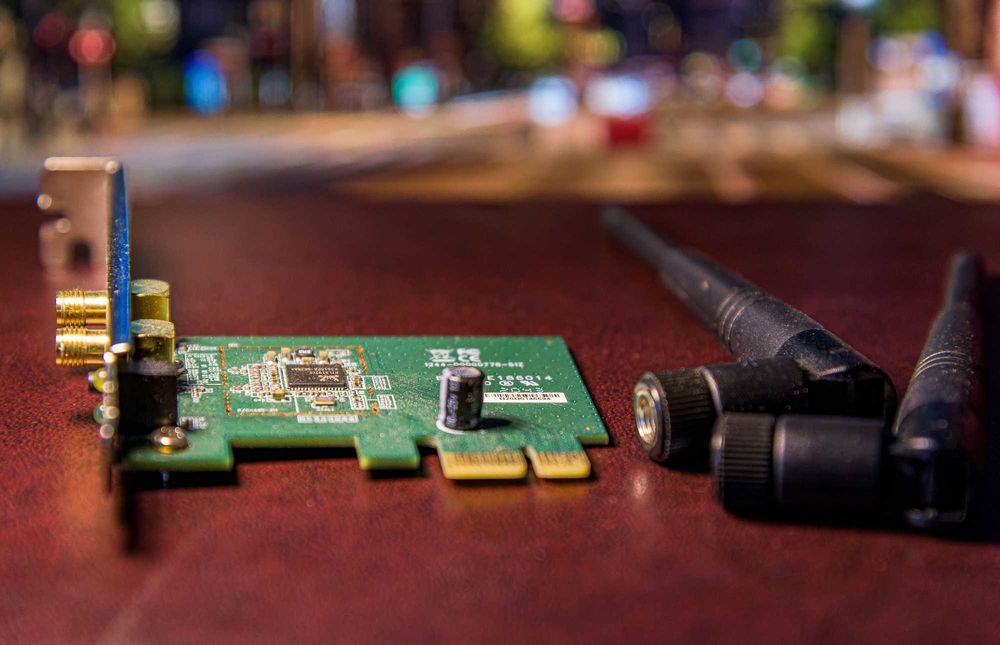 Niskoprofilowa karta sieciowa Edimax EW-7612PIn