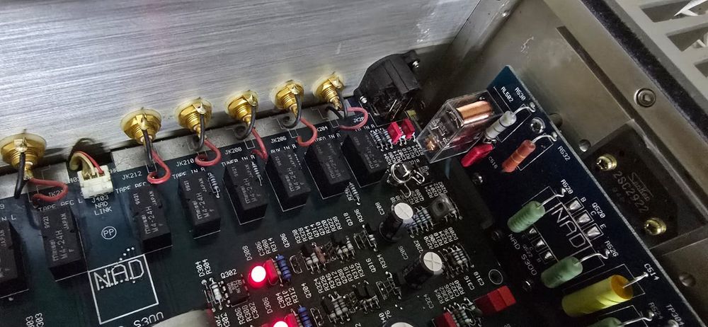 Nad S300 . Seria silver.