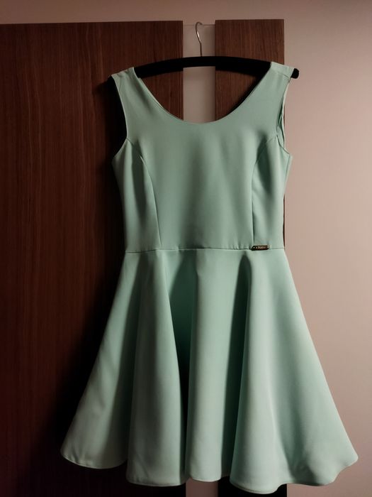 Miętowa sukienka