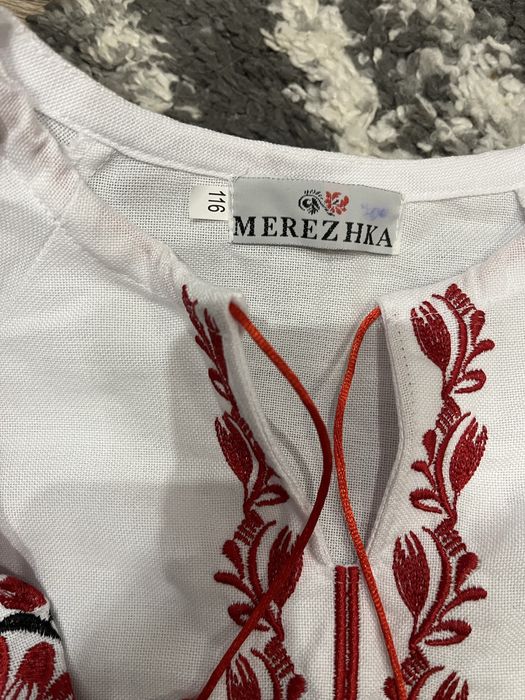 Вишиванка для дівчинки