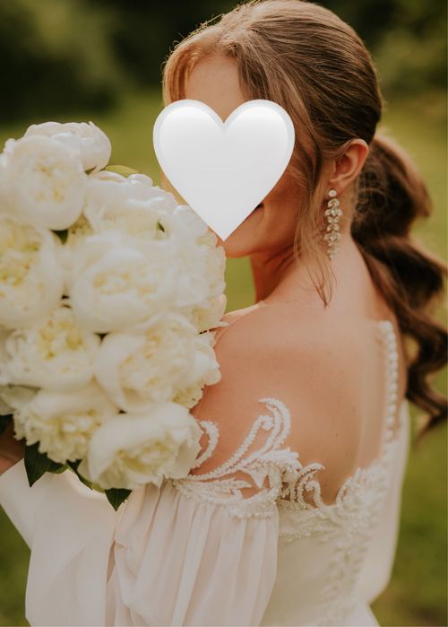 Piękna sukienka ślubna