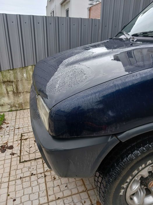 NISSAN Terrano II em ótimo estado de conservação