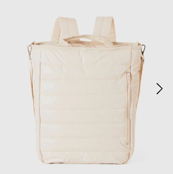 ***NOVA*** Benetton Mochila Bag