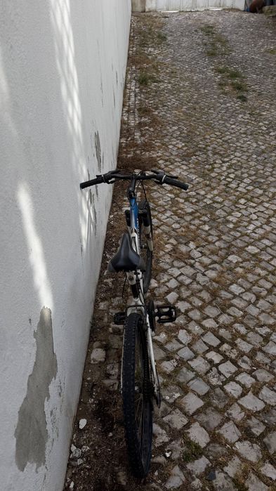 Bicicleta BTT Dechatlon