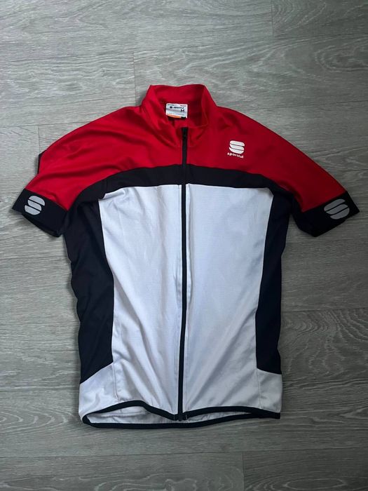 Велосипедні джерсі