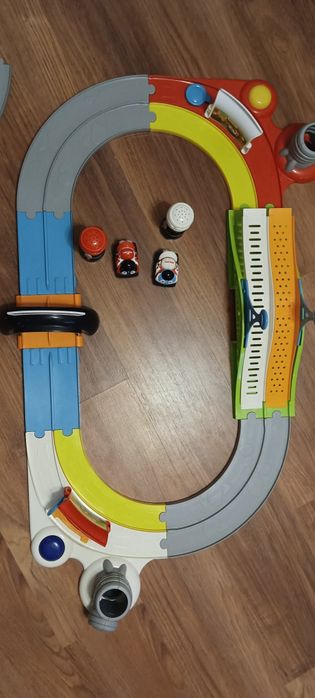 Трек Chicco Ducati Multiplay Track для дітей.