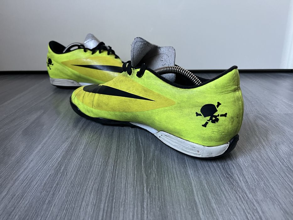 Сороконіжки Nike Hypervenom розмір 45