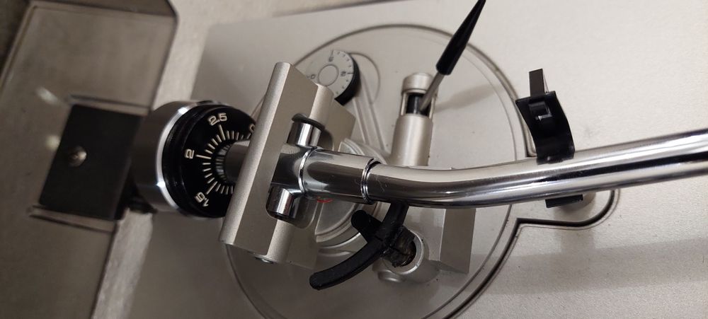 Продам виниловый проигрыватель Kenwood  kd 4100r  .