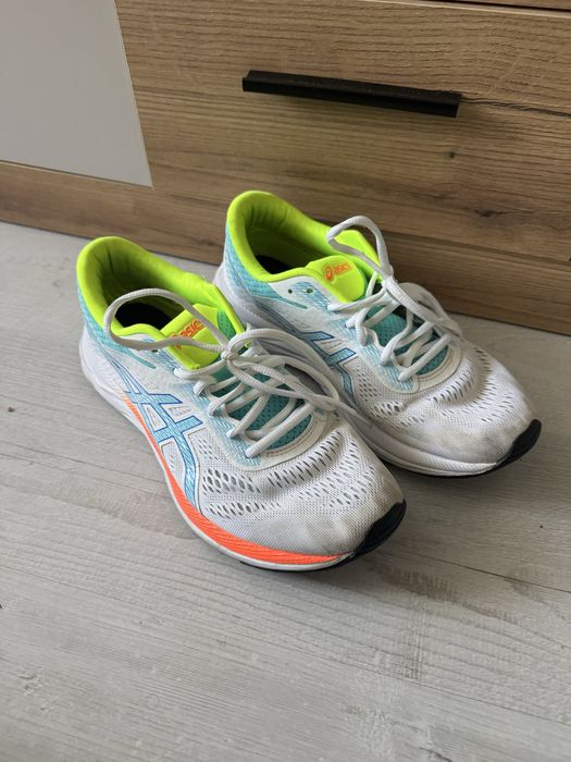 Кросівки Asics Оріг 43,5 Біг Спорт