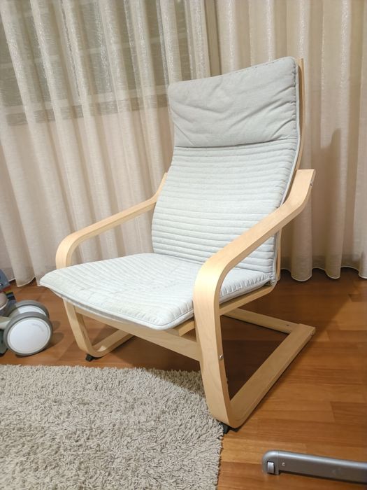 Poltrona cinza IKEA