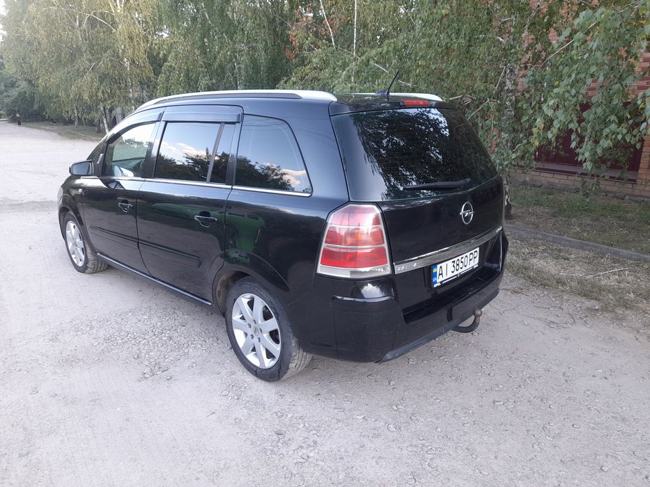 Продам  OPEL  ZAFIRA  B .2006р  1,9 CDTI
