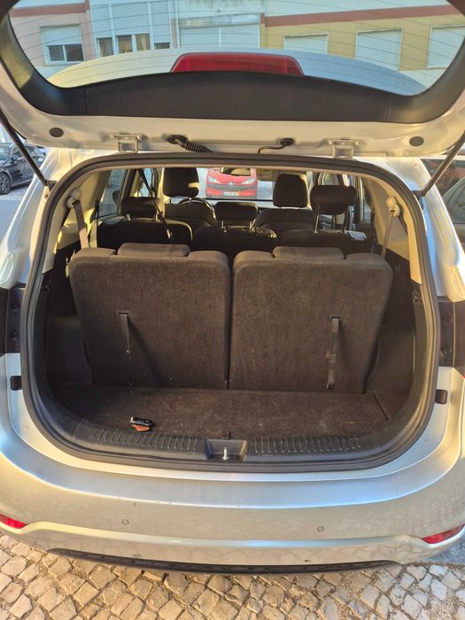 Carro 7 lugares automático