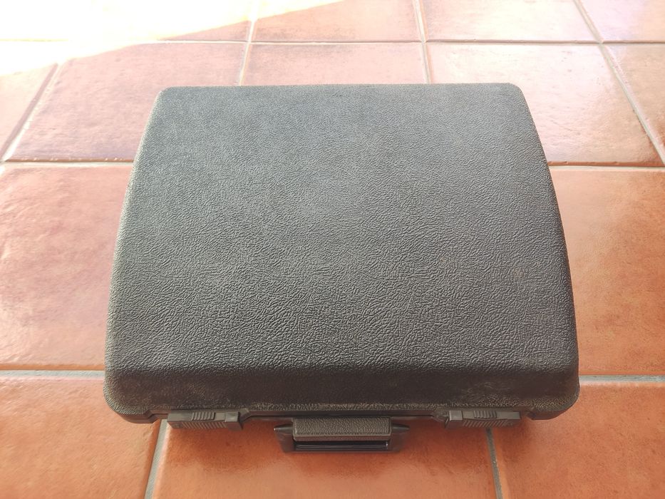 Máquina de escrever Brother Deluxe 1613 com mala transporte original