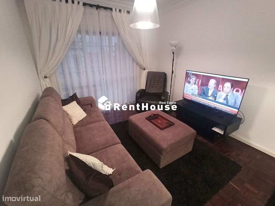 T2 Mobilado em zona privilegiada