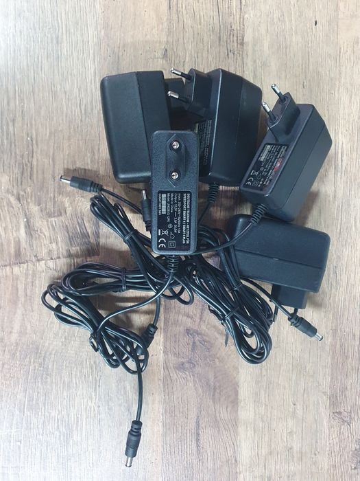 Зарядка зарядное блок питания живлення Deutsche Telekom 12v/3a 36w