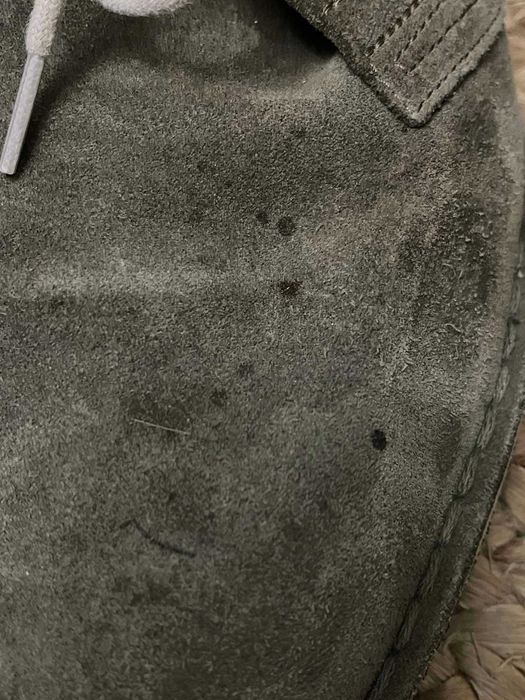 Чоловічі зелені туфлі замшеві clarks