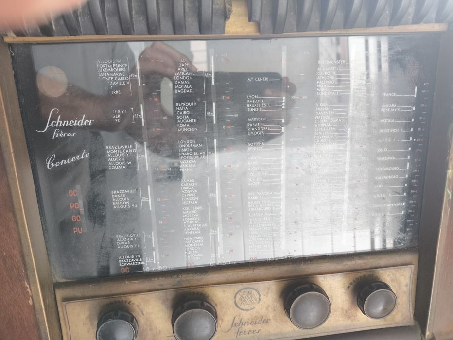 Radio Schneider Freres