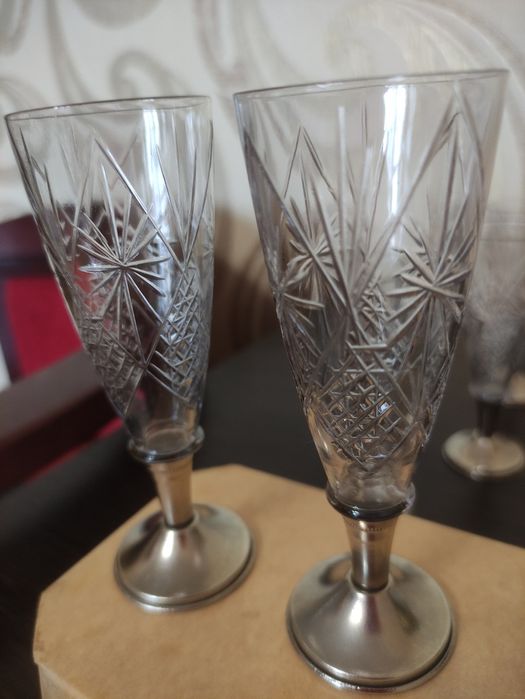 Посуд кришталь і скляний.